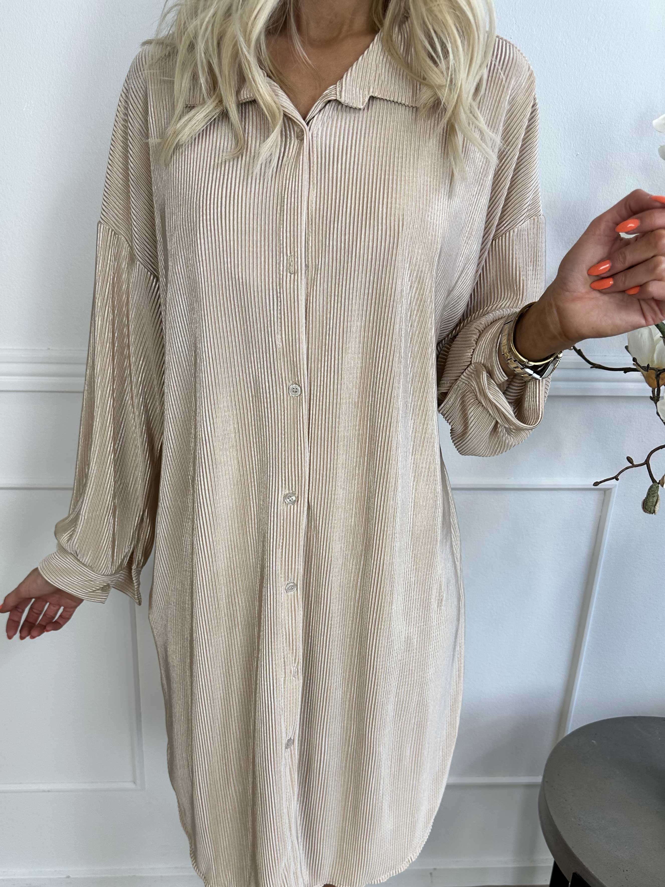 Bellatrix - Ribbad skjortklänning